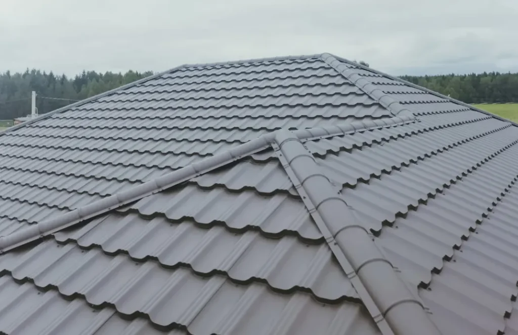 Roofing Services From Local Roofers: What To Expect In 2026